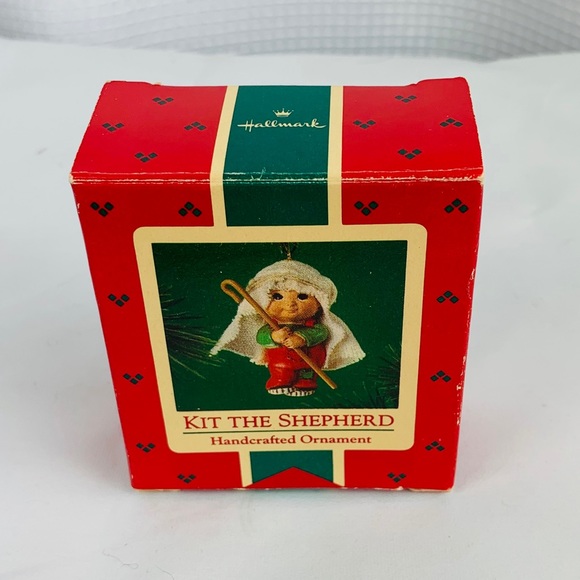 Hallmark Holiday Clearance Bundle Of 4 Vintage Hallmark Ornaments